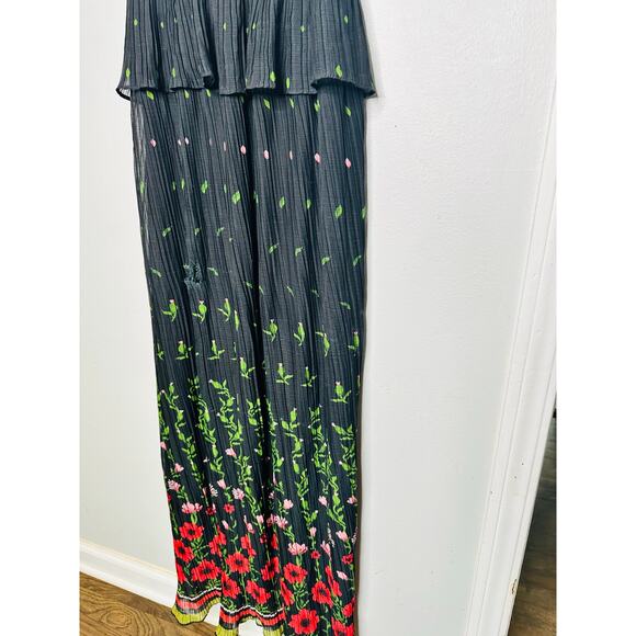 SABINA MUSAYEV Black Red Floral Front Twist Cutout Selina Dress size Medium - Picture 6 of 13